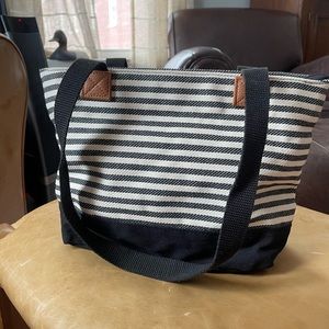 Thirty-one Demi Day bag.